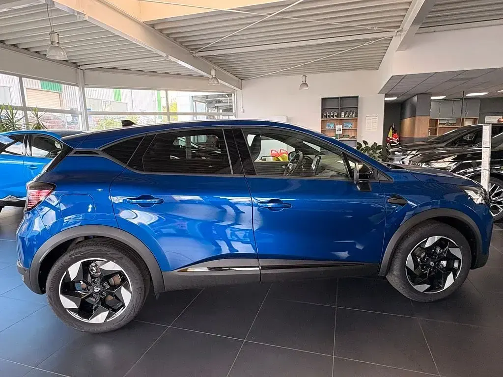 Nowe Renault Captur Techno 91 KM (66 kW) 2025 Niebieski SUV