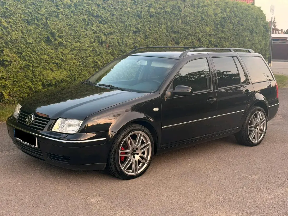 Gebraucht VW Bora Highline 101 PS (74 kW) 2003 Schwarz Kombi