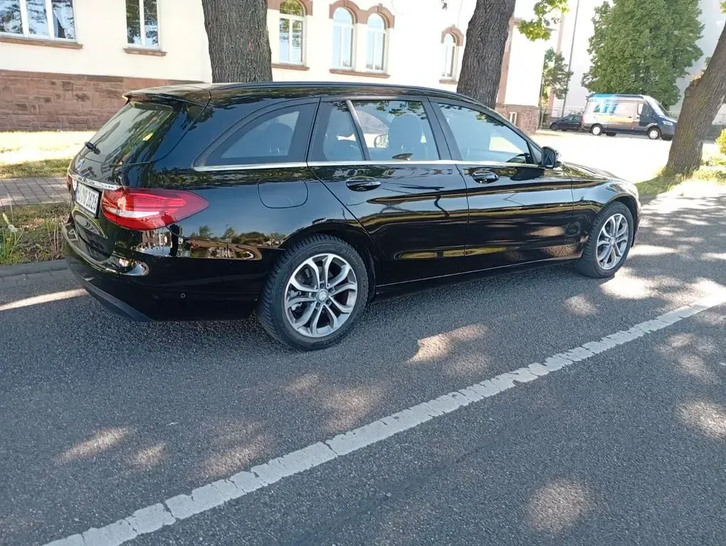 Gebraucht Mercedes C200 136 PS (100 kW) 2016 Schwarz Kombi