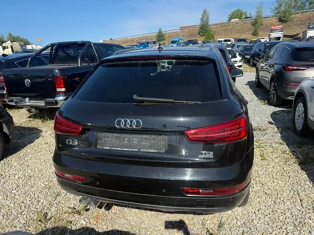 Gebraucht Audi Q3 Sport 150 PS (110 kW) 2016 Schwarz SUV
