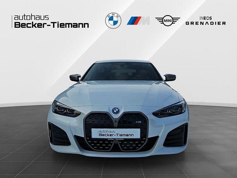 Gebraucht BMW i4 Performance 400 kW (544 PS) 2023 Mineralweiß Limousine