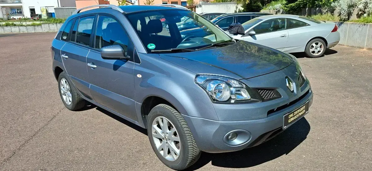 Gebraucht Renault Koleos Expression 175 PS (128 kW) 2009 Grau SUV