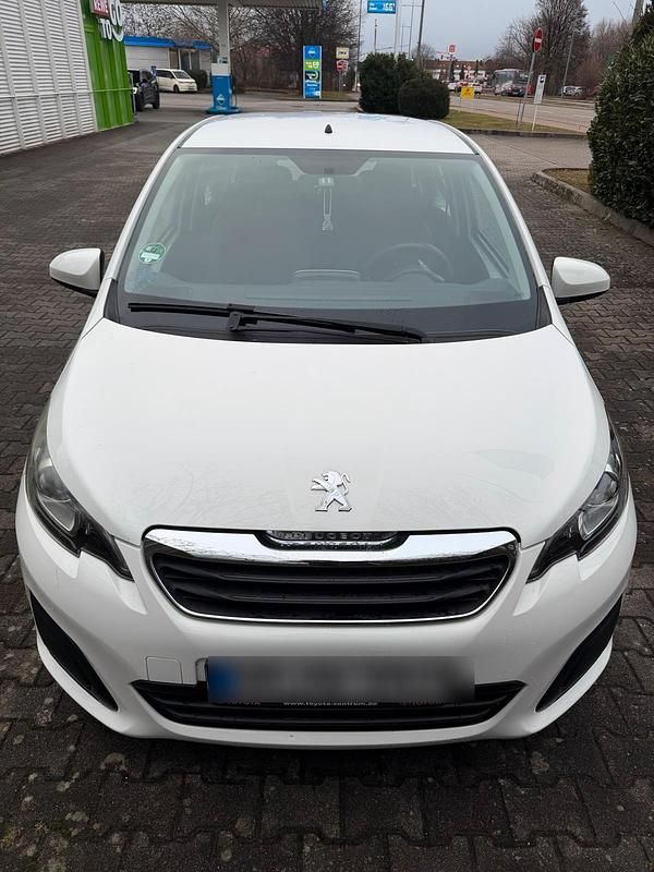 Gebraucht Peugeot 108 69 PS (50 kW) 2017 Weiß Kleinwagen