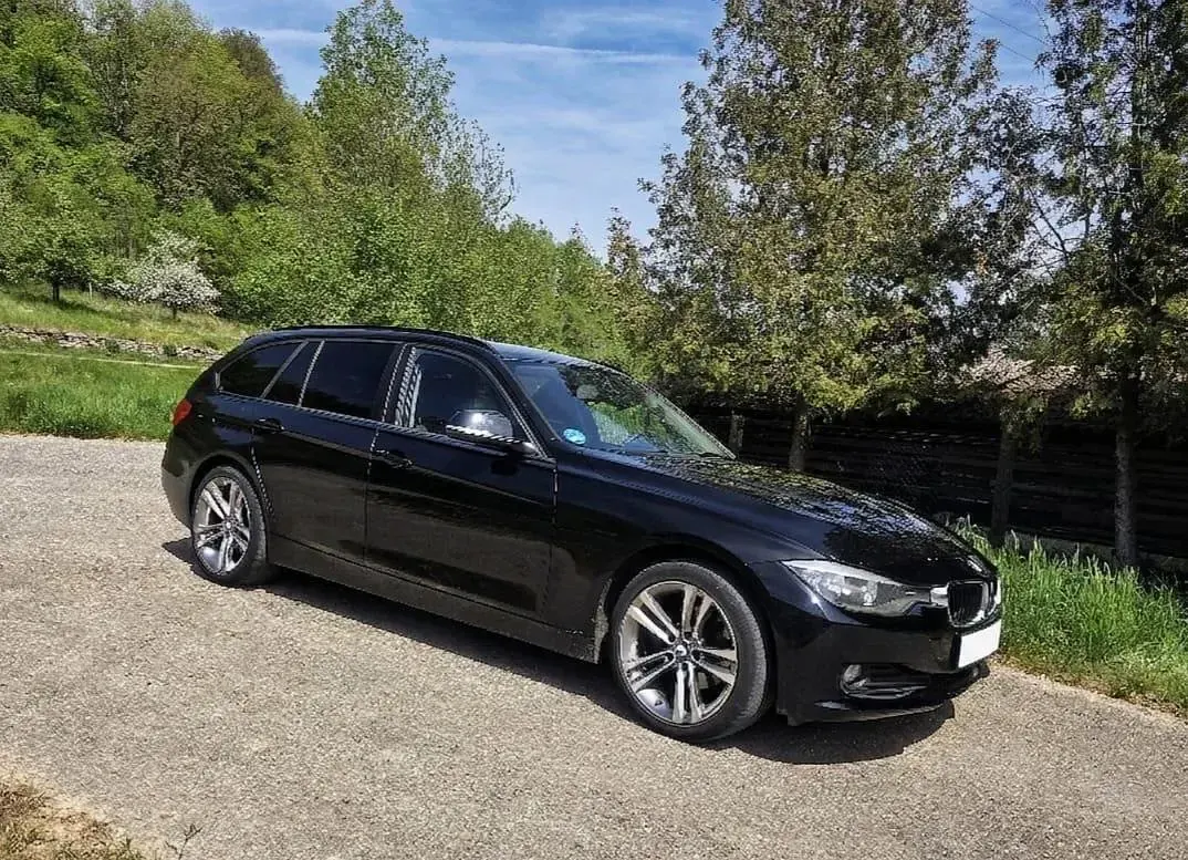 Usata BMW 318 143 CV (105 kW) 2013 Nero Station wagon