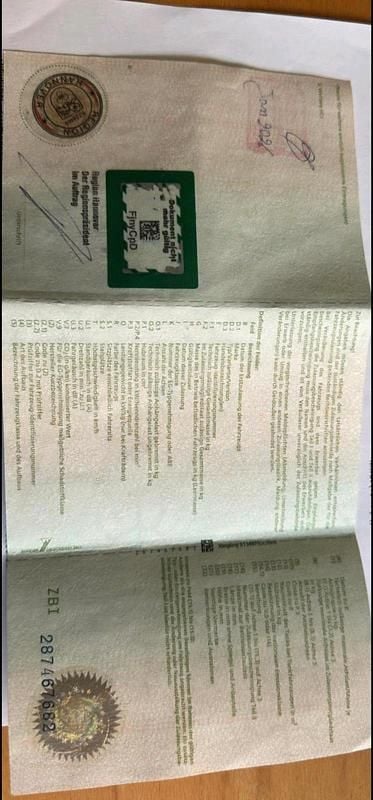 Usata Seat Leon 105 CV (77 kW) 2001 Andere farben Utilitaria