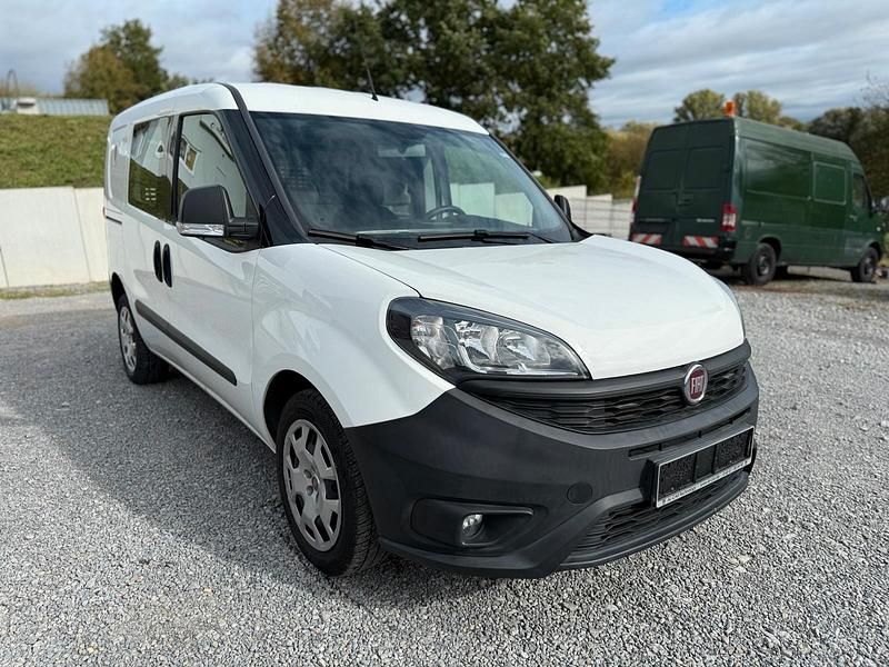 Weiß Gebraucht 2020 Fiat Doblò Van / Kleinbus | 9.999 € (Fairer Preis) - Bild 1/4