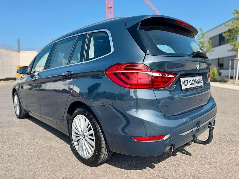 Gebraucht BMW 220 Luxury Line 192 PS (141 kW) 2015 Atlantikgrau metallic Van / Kleinbus