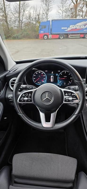 Gebraucht Mercedes C220 194 PS (142 kW) 2018 Silber Kombi