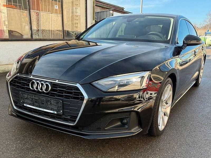 Gebraucht Audi A5 Sportback Basis 204 PS (150 kW) 2021 Schwarz Kleinwagen