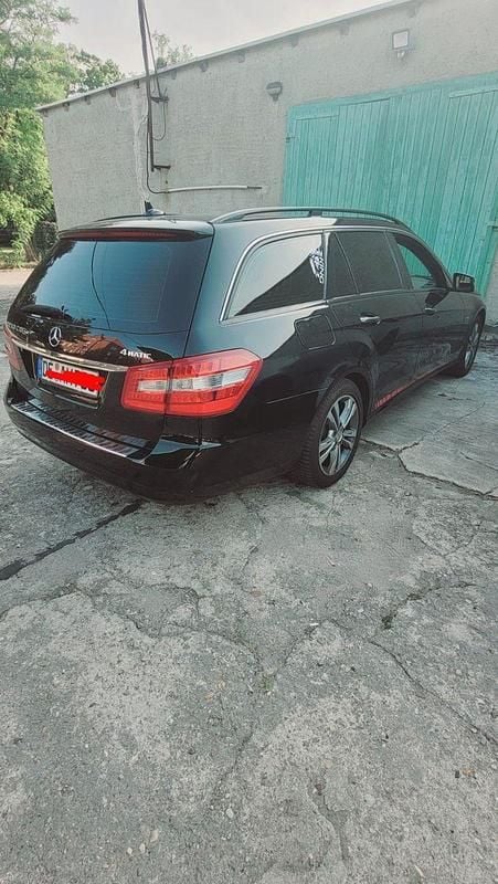 Gebraucht Mercedes 250 204 PS (150 kW) 2012 Schwarz Kombi