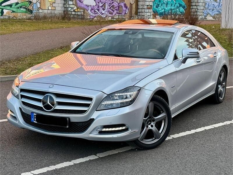 Silber Gebraucht 2011 Mercedes CLS350 Coupé | 16.700 € (Superpreis) - Bild 1/4