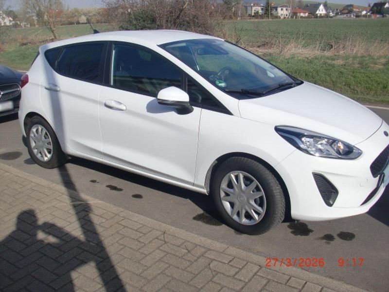 Gebraucht Ford Fiesta 75 PS (55 kW) 2021 Weiß Kleinwagen