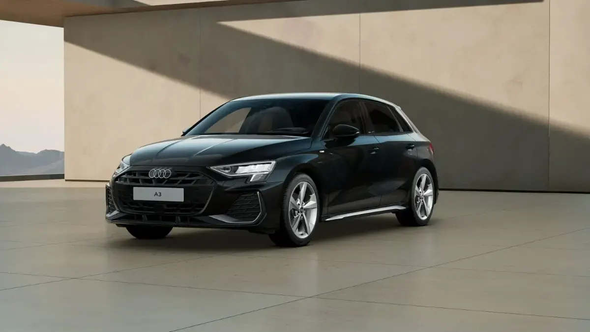 Gebraucht Audi A3 S-Line 150 PS (110 kW) 2025 Mythosschwarz metallic Limousine