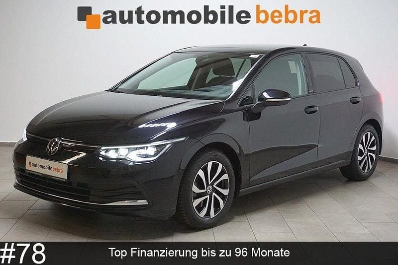 Deep black Gebraucht 2022 VW Golf Active Limousine | 23.790 € (Guter Preis) - Bild 1/4