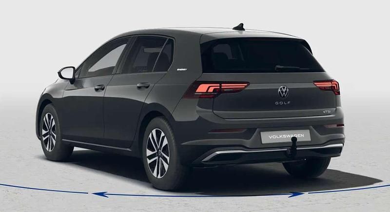 Neu VW Golf VIII 150 PS (110 kW) 2025 Grau (uranograu) Limousine