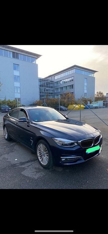 Blau Gebraucht 2016 BMW 320 Gran Turismo Luxury Line Limousine | 17.400 € (Fairer Preis) - Bild 1/4