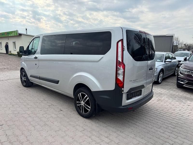 Gebraucht Ford Transit Custom 131 PS (96 kW) 2017 Silber Van / Kleinbus