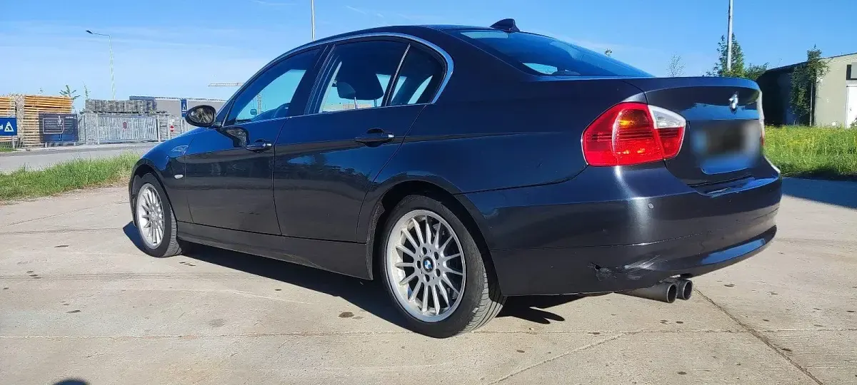 Gebraucht BMW 330 258 PS (189 kW) 2005 Grau Limousine