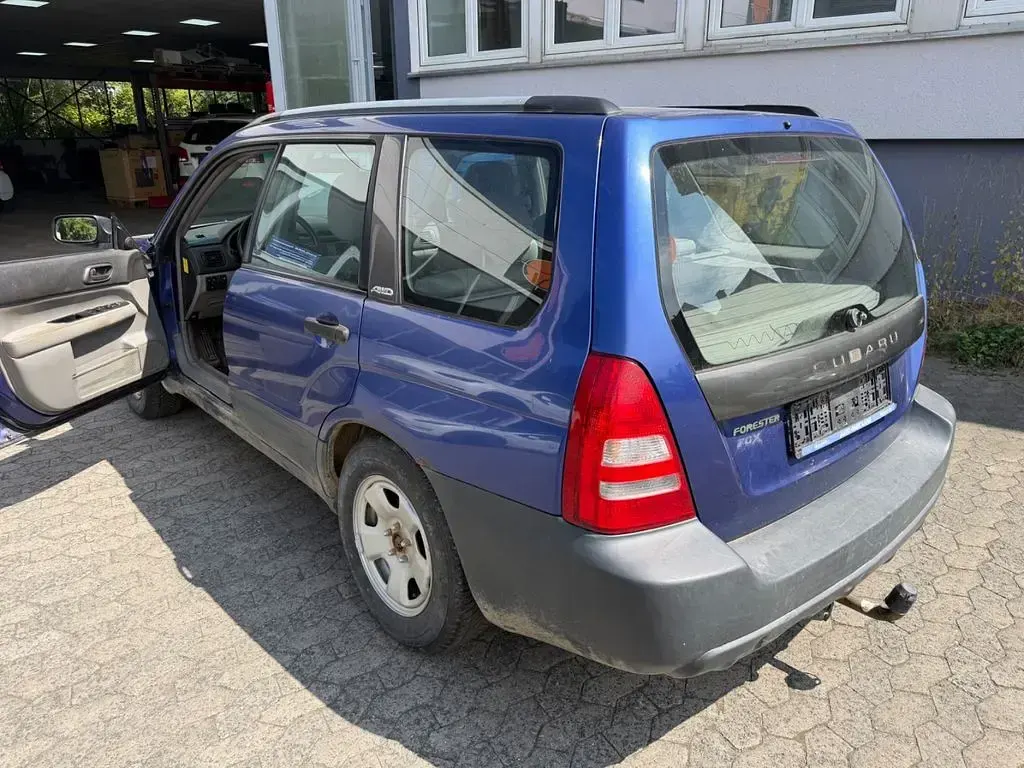 Gebraucht Subaru Forester Trend 125 PS (91 kW) 2003 Blau SUV
