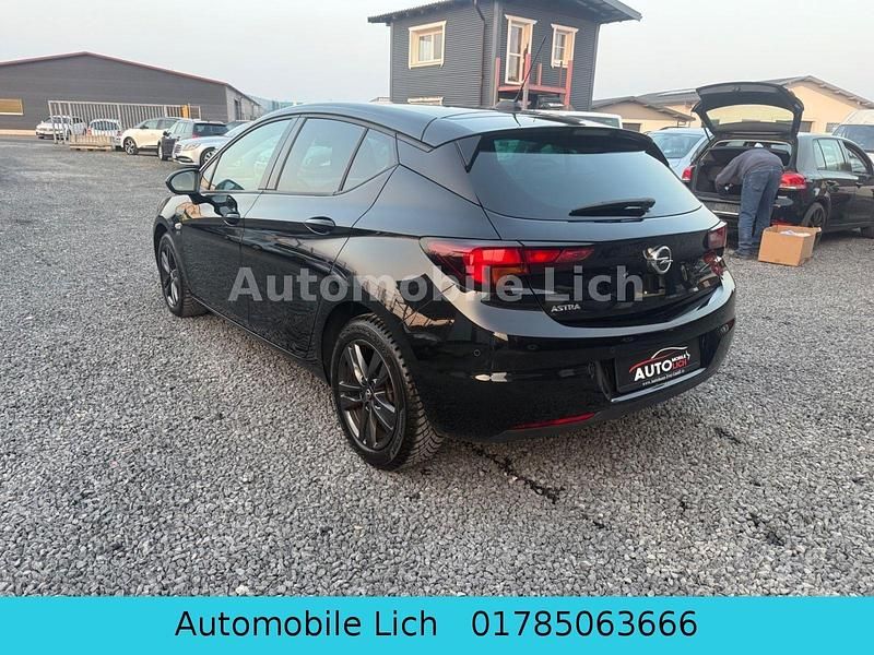 Gebraucht Opel Astra 131 PS (96 kW) 2020 Schwarz Limousine