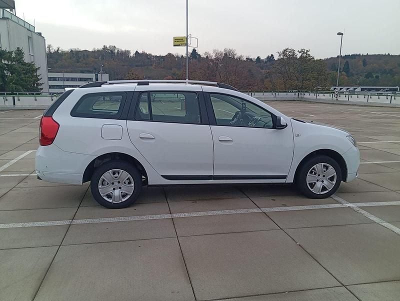 Gebraucht Dacia Logan MCV Lauréate 90 PS (66 kW) 2017 Weiß Kombi