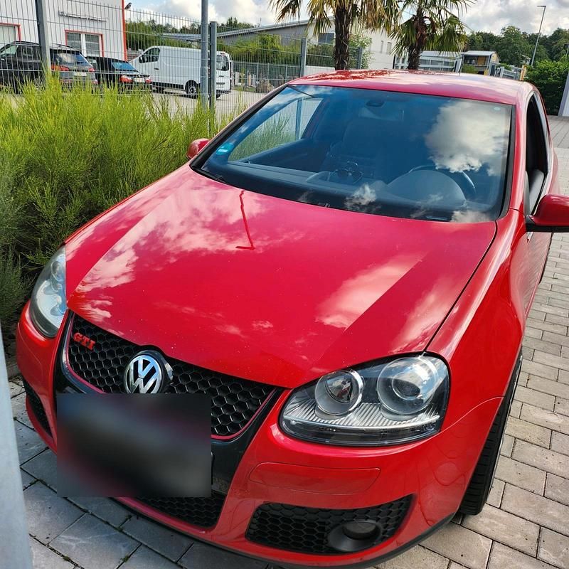 Gebraucht VW Golf GTI 200 PS (147 kW) 2005 Rot Coupé