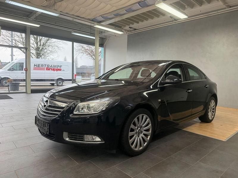 Gebraucht Opel Insignia Cosmo 160 PS (117 kW) 2009 Schwarz Limousine