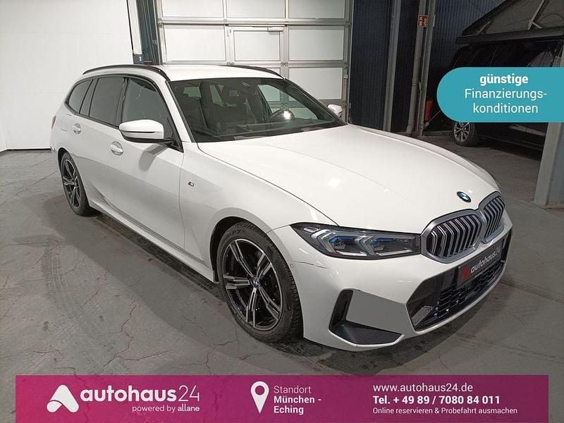 Weiß Gebraucht 2022 BMW 320 M Sport Limousine | 28.220 € (Superpreis) - Bild 1/4