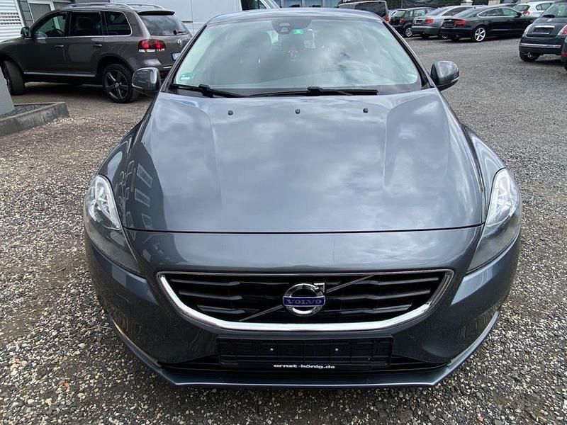Gebraucht Volvo V40 Kinetic 150 PS (110 kW) 2013 Grau Kombi