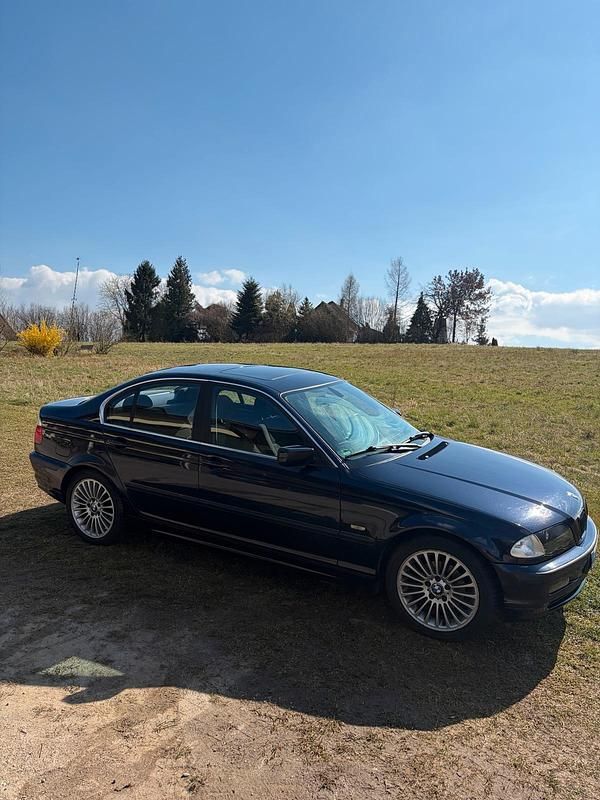 Gebraucht BMW 320 150 PS (110 kW) 1999 Blau Limousine