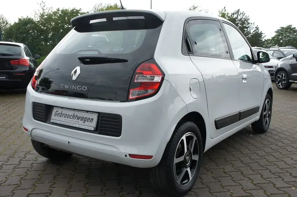 Używany Renault Twingo Experience 69 KM (50 kW) 2017 Biały Hatchback