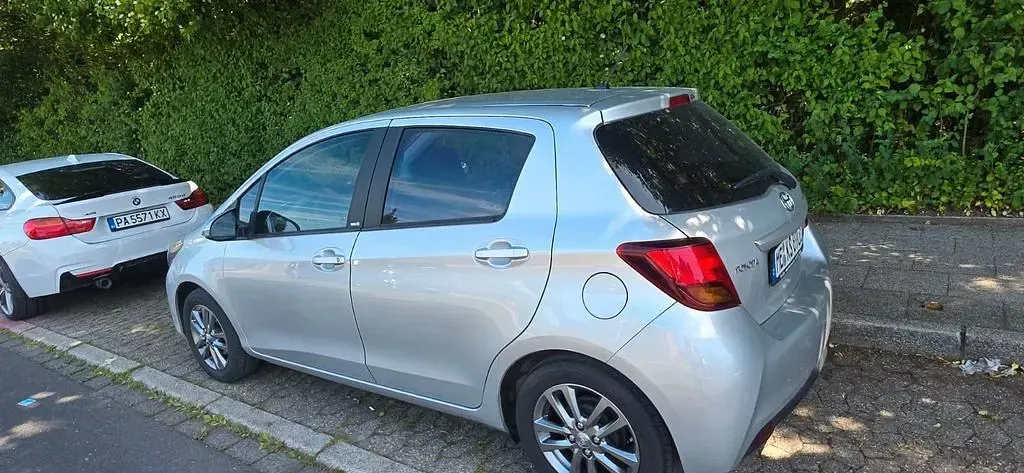 Gebraucht Toyota Yaris Edition-S 99 PS (72 kW) 2017 Silber Limousine