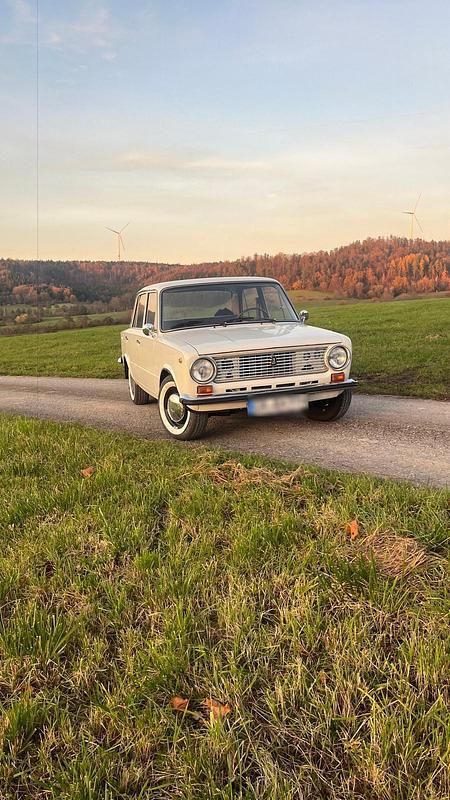 Gebraucht Lada 1200 60 PS (44 kW) 1985 Weiß Limousine