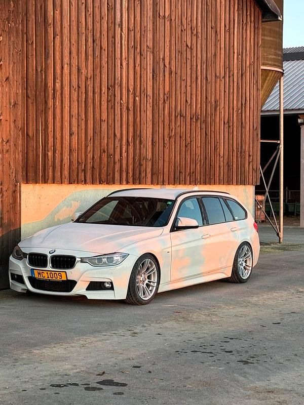 Gebraucht BMW 320 M Sport 184 PS (135 kW) 2014 Weiß Kombi