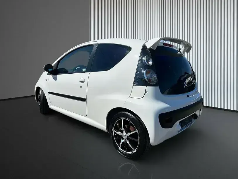 Gebraucht Citroën C1 Chic 68 PS (50 kW) 2010 Weiß Kleinwagen