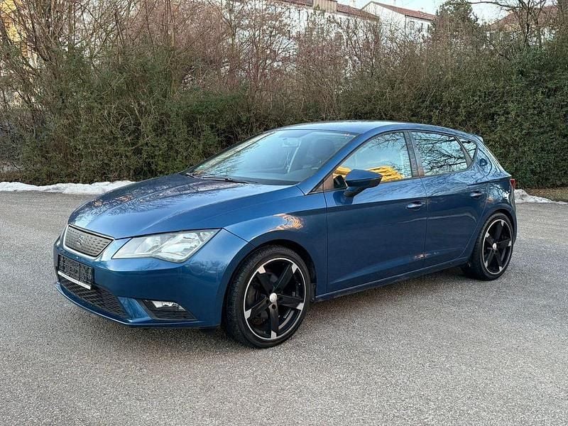 Blau Gebraucht 2014 Seat Leon Copa Limousine | 9.700 € (Guter Preis) - Bild 1/4