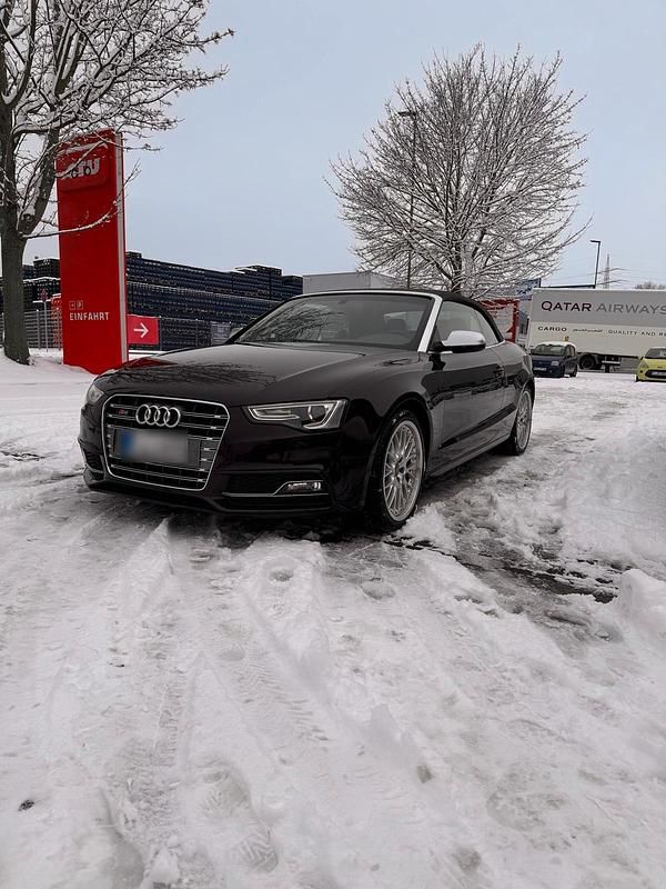 Gebraucht Audi S5 Cabriolet 333 PS (244 kW) 2014 Violet Cabrio