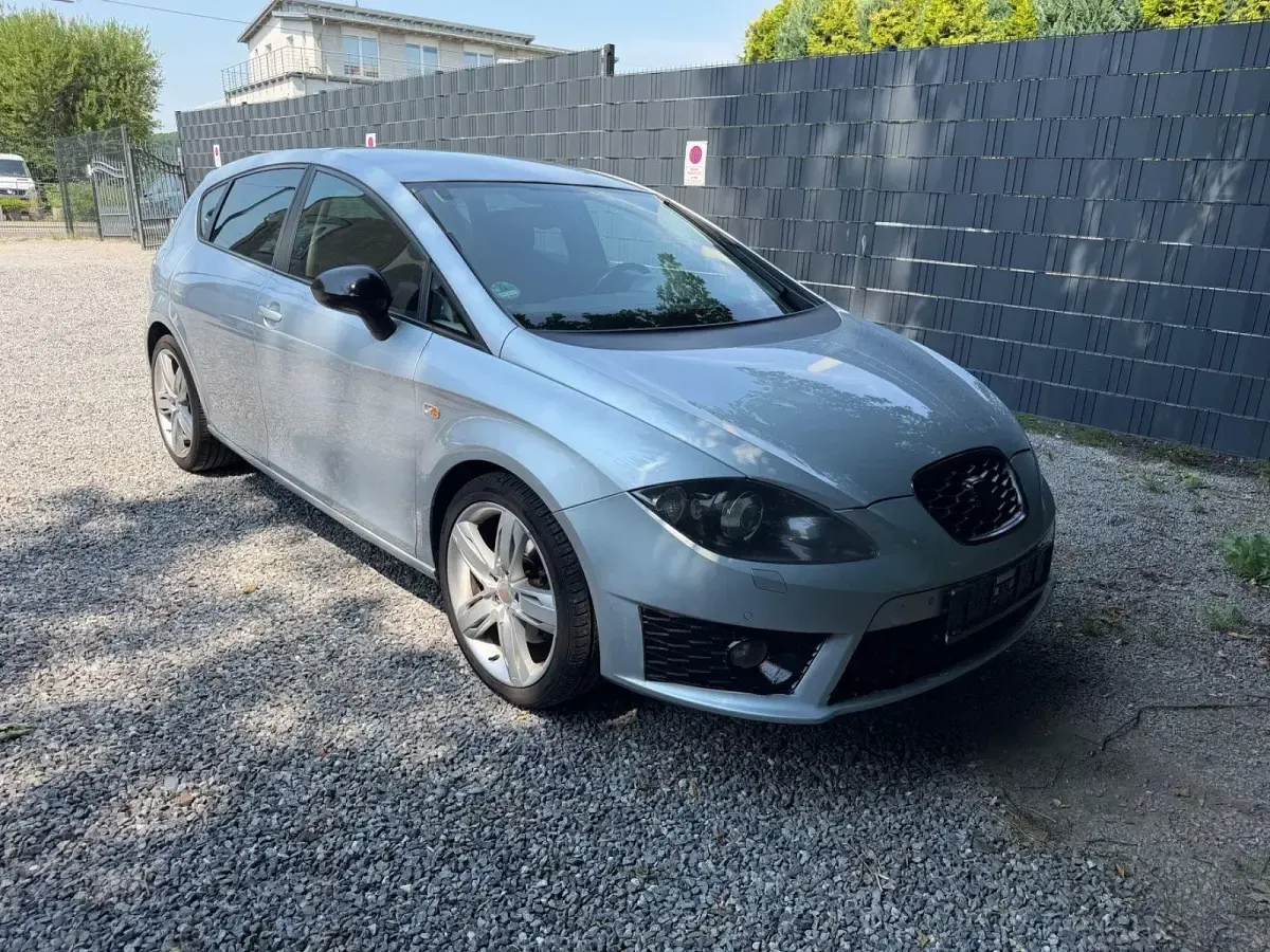 Gebraucht Seat Leon FR 211 PS (155 kW) 2011 Silber Kleinwagen