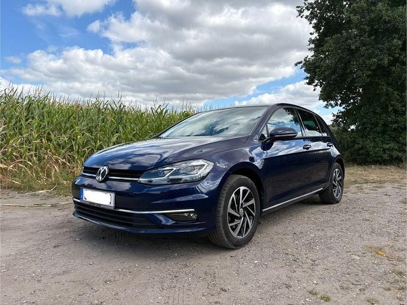 Blau Gebraucht 2019 VW Golf VII Join Limousine | 17.700 € (Fairer Preis) - Bild 1/4