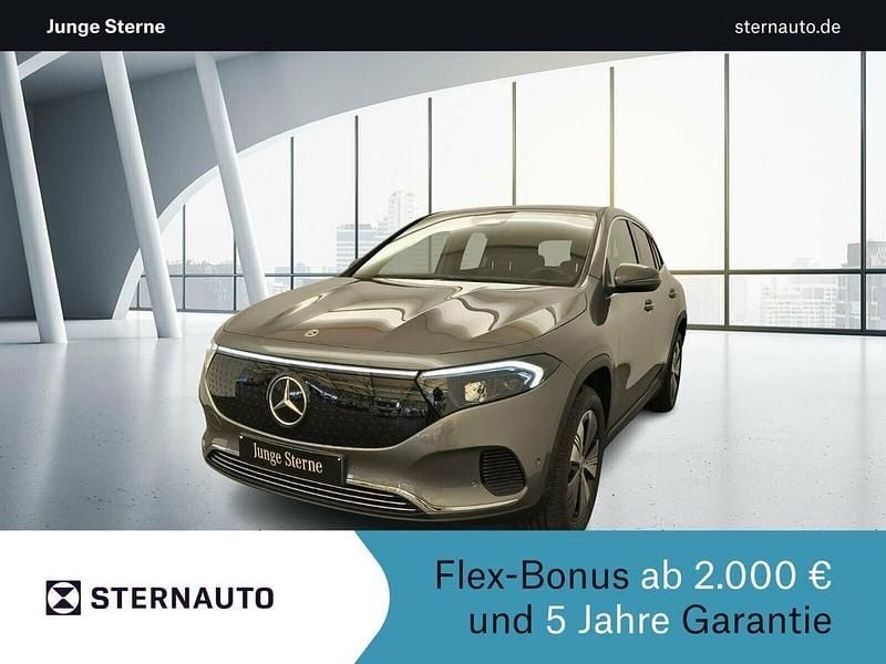 Gebraucht Mercedes EQA350 214 kW (292 PS) 2024 Metalliclack mountaingrau SUV