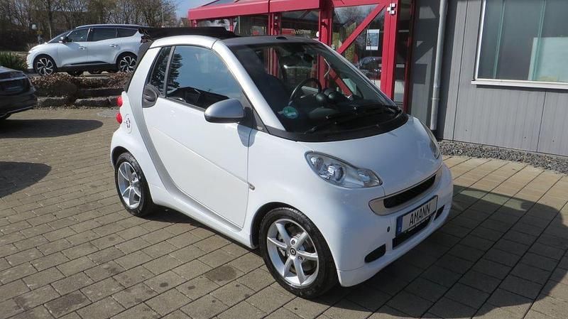 Gebraucht Smart ForTwo Cabrio 71 PS (52 kW) 2010 Weiß Cabrio