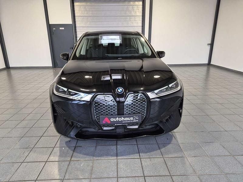 Gebraucht BMW iX Sport Line 239 kW (326 PS) 2023 Silber SUV
