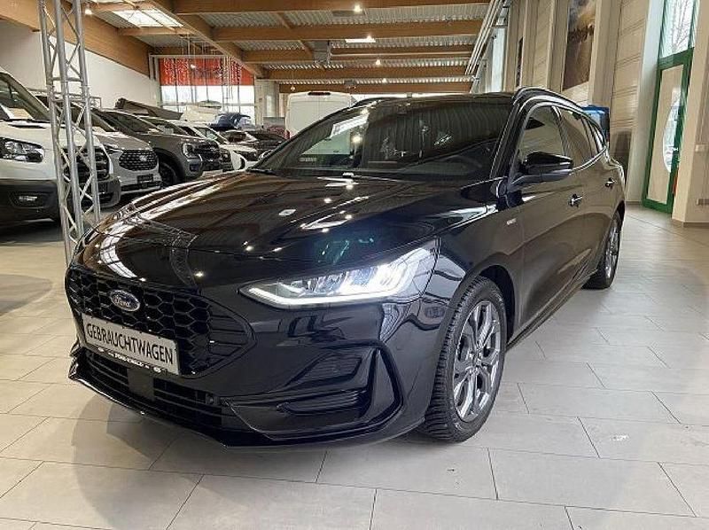 Gebraucht Ford Focus ST-Line 125 PS (91 kW) 2023 Schwarz Limousine