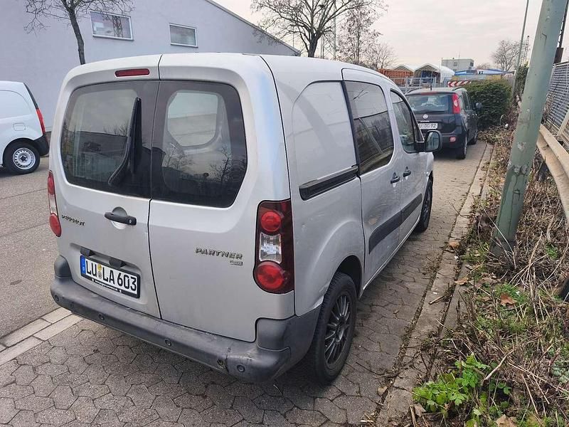 Gebraucht Peugeot Partner Comfort 90 PS (66 kW) 2014 Van / Kleinbus