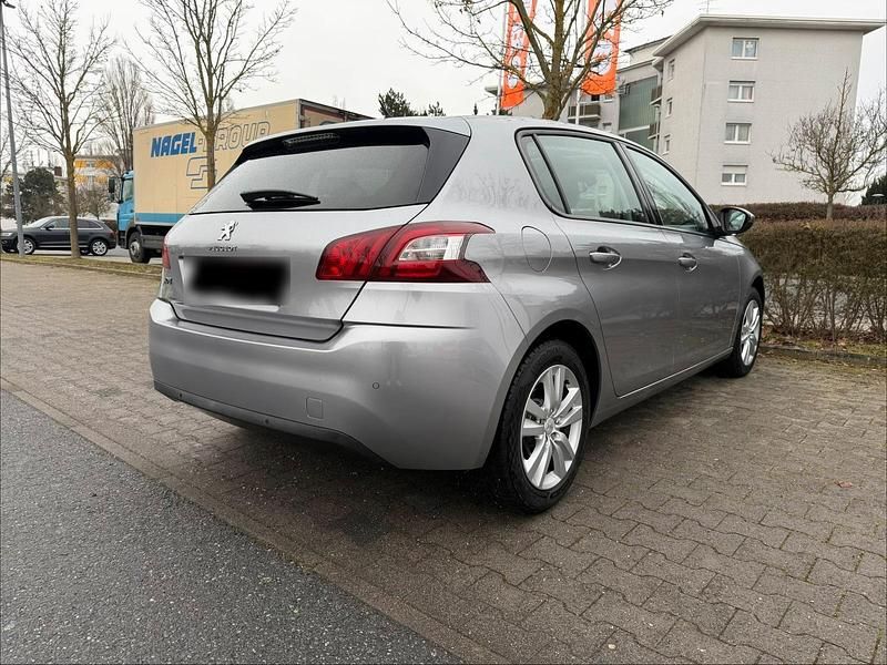 Gebraucht Peugeot 308 131 PS (96 kW) 2014 Grau Limousine