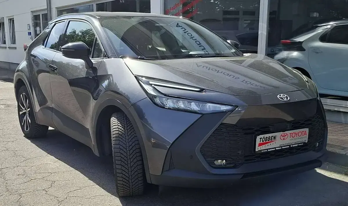 Gebraucht Toyota C-HR Team 197 PS (144 kW) 2024 Marlingrau SUV