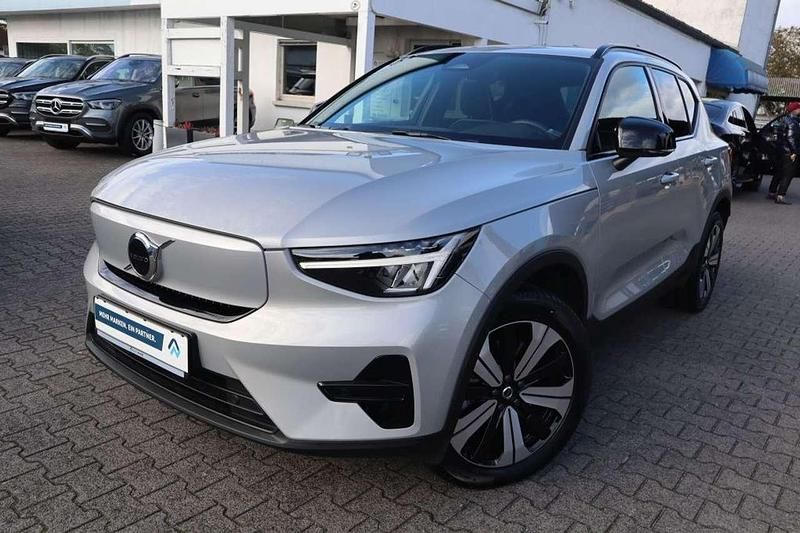 Silver dawn Gebraucht 2022 Volvo XC40 Plus SUV | 34.980 € (Guter Preis) - Bild 1/2