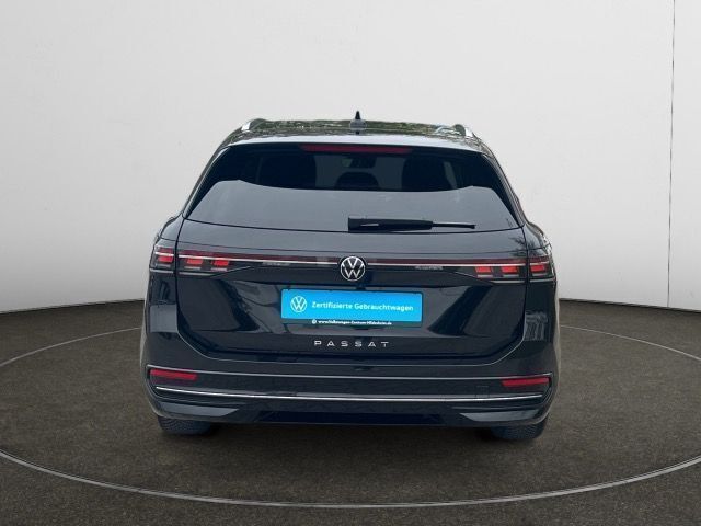 Gebraucht VW Passat Elegance 150 PS (110 kW) 2024 Grenadillschwarz metallic Kombi