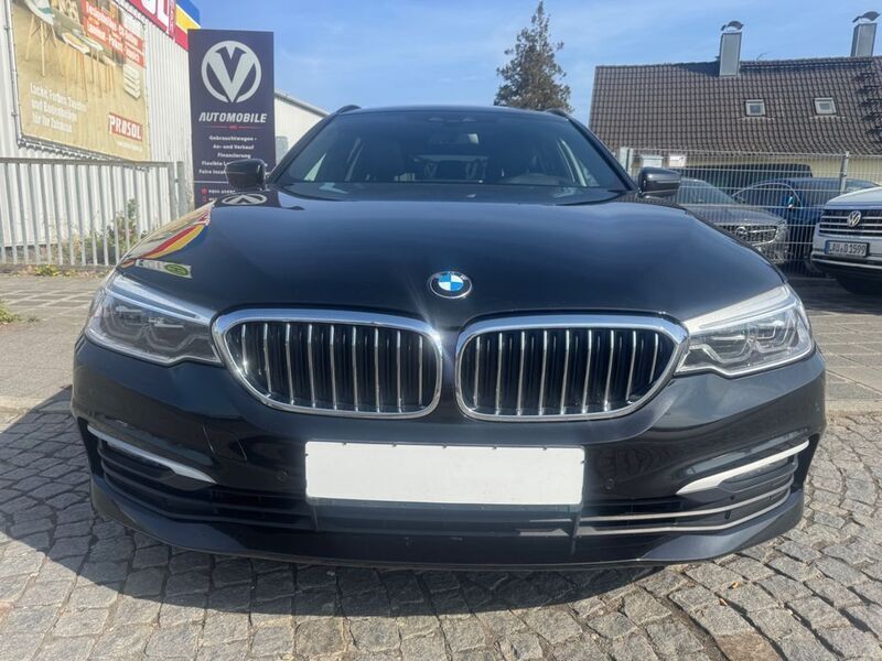 Gebraucht BMW 520 Sport Line 190 PS (139 kW) 2019 Schwarz Kombi