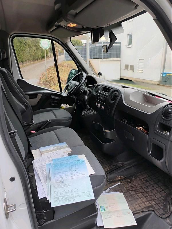 Gebraucht Renault Master 110 PS (80 kW) 2017 Weiß Van